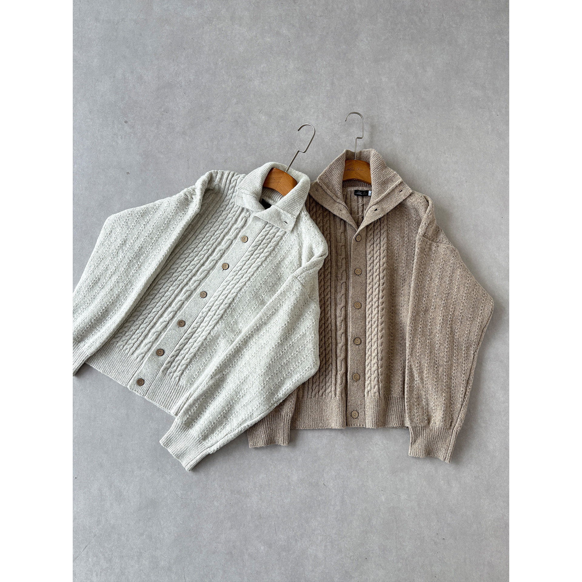 H1c 不对称绞花*羊毛混纺针织高领毛衣 肌理设计/优雅氛围/木