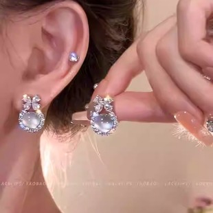 浪漫定格冰透石蝴蝶结锆石耳钉女2024新款高级感甜美耳环耳饰品