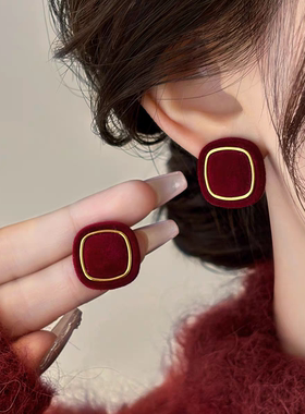 新年红色方形丝绒耳钉纯银耳夹小众设计高级感耳饰2025新爆款耳环
