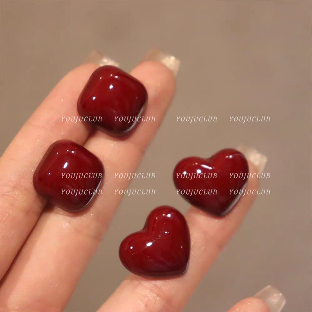 浆果红~显白复古爱心方形红色气质耳钉2024新款高颜值小香风耳饰,饰品/流行首饰/时尚饰品新,耳钉,淘宝优惠券,粉丝福利购,淘宝优惠卷