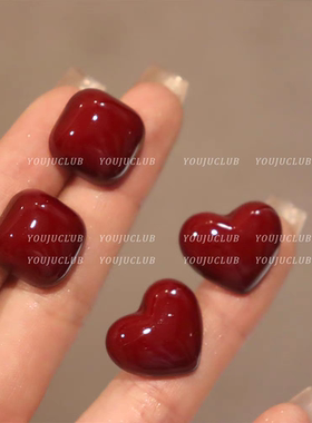 浆果红~显白复古爱心方形红色气质耳钉2024新款高颜值小香风耳饰