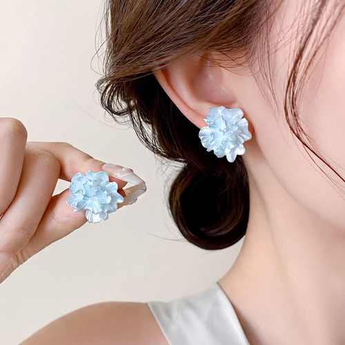 仙气飘飘褶皱花朵耳环2025新款小众设计高级度假风耳钉耳夹无耳洞