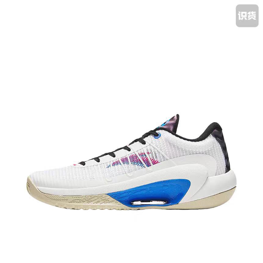 ANTA/安踏三分雨LITEV2 男子耐磨缓震支撑实战篮球鞋112431603Q