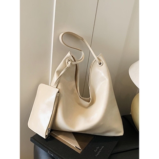 小C&K畅销新品软皮腋下托特包女士2025慵懒风大容量单肩包