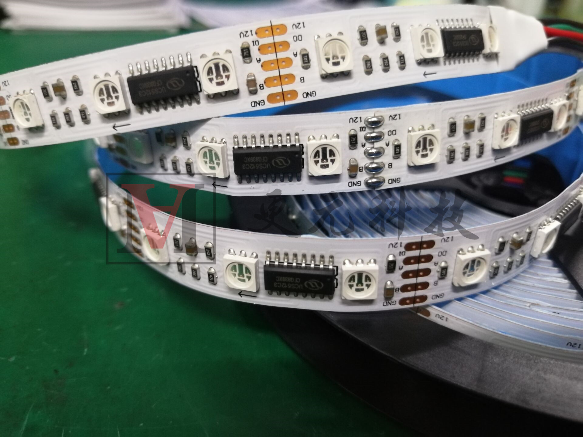 DMX512 RGB幻彩灯带 可编程60灯LED软灯带24V