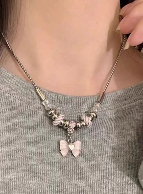 粉色蝴蝶毛衣链项链轻奢小众卫衣链女高级设计感y2k甜妹锁骨链潮