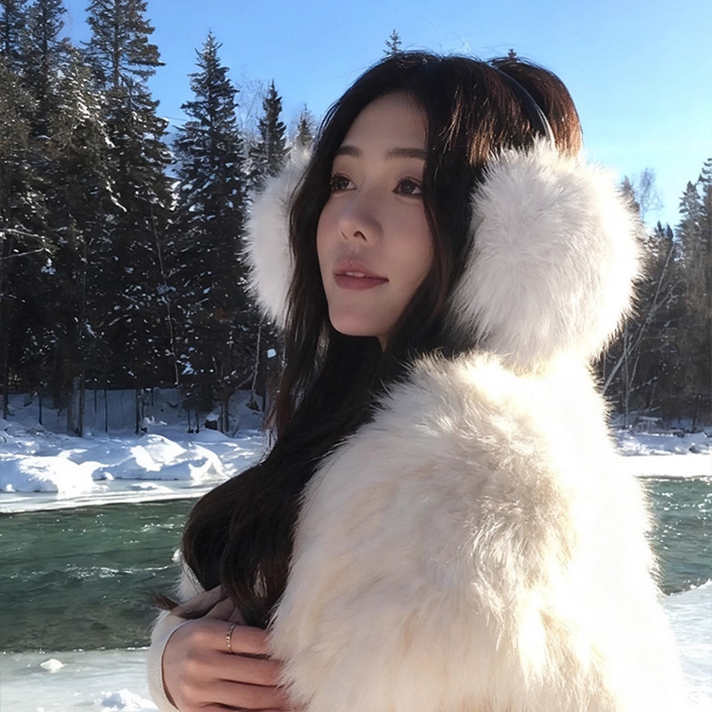 毛绒耳罩女保暖耳包雪地旅游拍照
