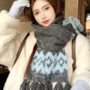 围巾2025新款今年流行爆款秋冬季女生高颜值氛围感防风保暖护围脖