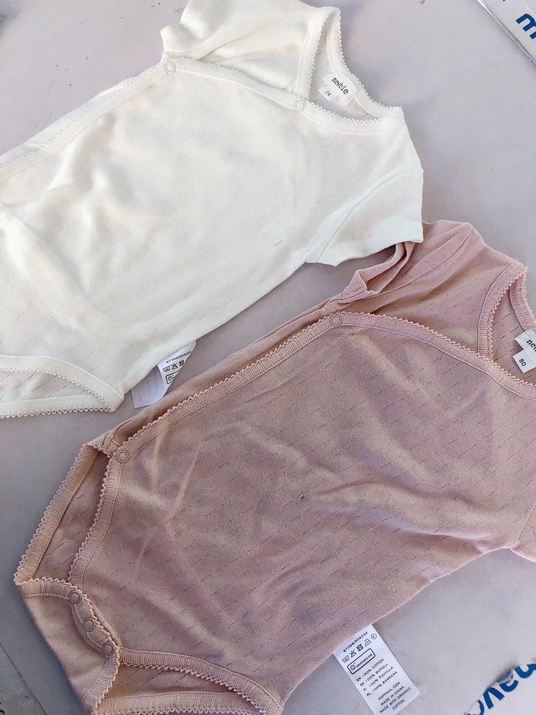 女宝哈衣爬服包臀衣包和尚衣衣服图片