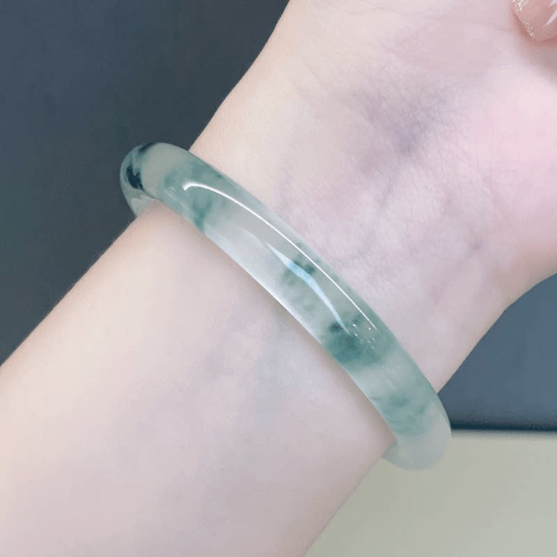 缅甸翡翠冰种飘花正圈贵妃手镯