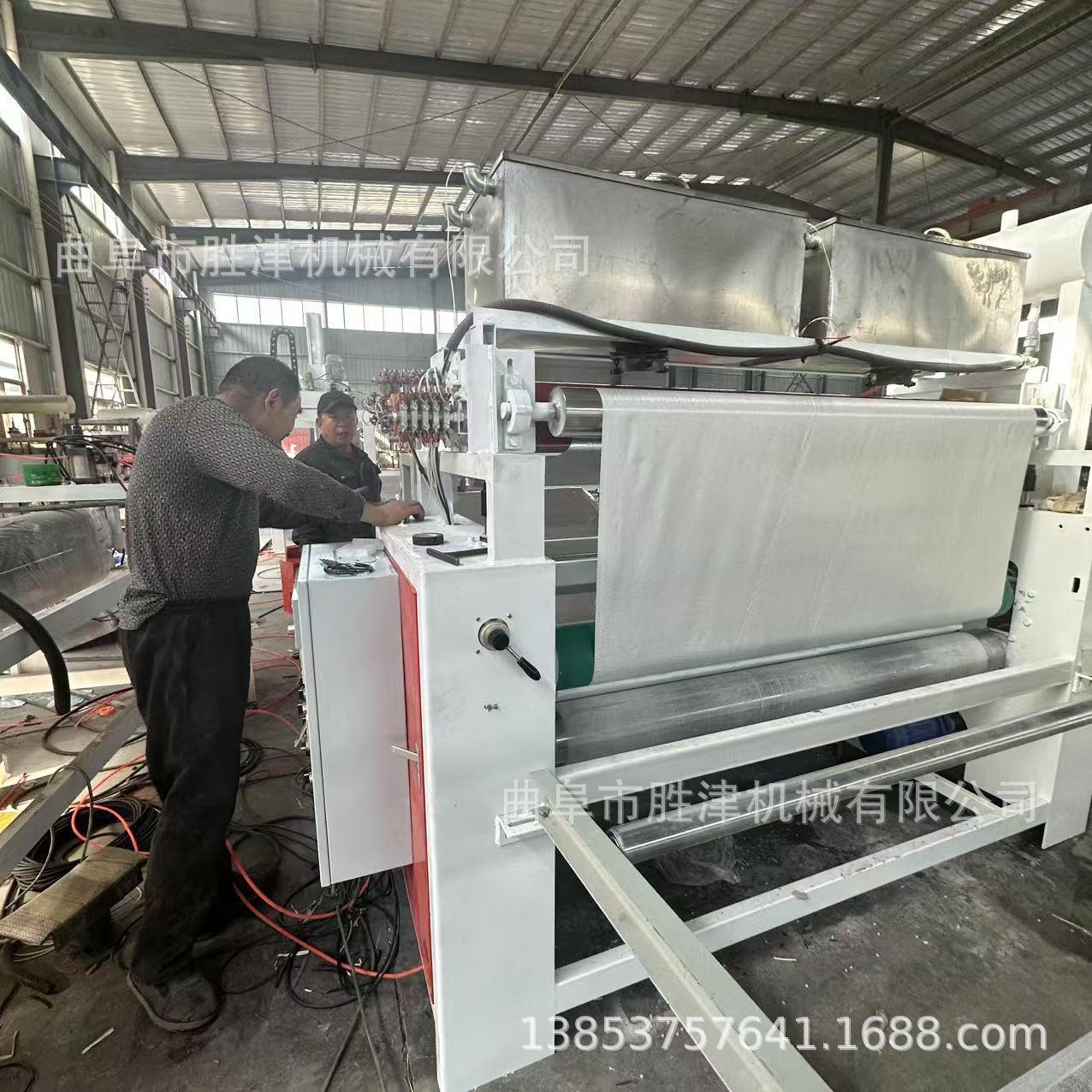 防撞板平贴机背景墙木饰面板覆膜机全自动纤维板PVC冷胶平贴机