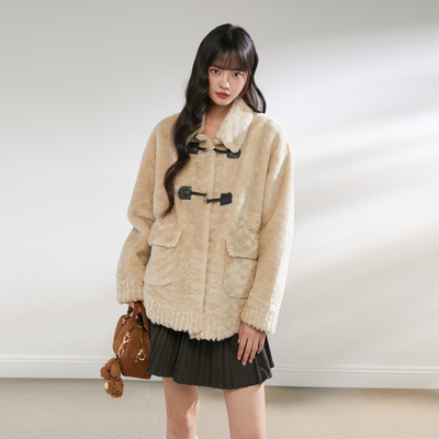 King Prince冬季显瘦加厚可爱甜美毛毛外套女羊羔绒毛呢外套大衣