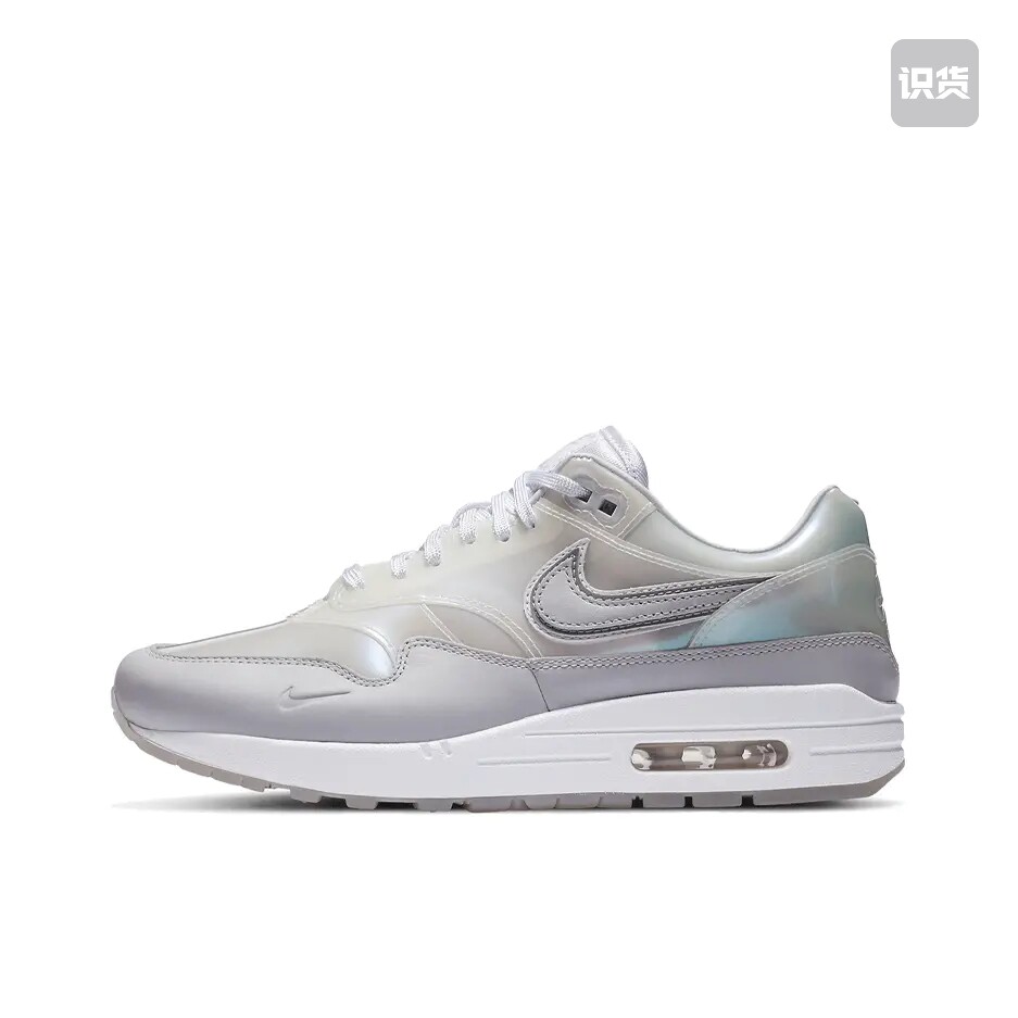 【欧阳娜娜同款】 Nike 跑鞋 气垫雾灰/白色DA4300-100山东ls仓