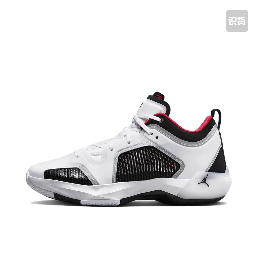 Air Jordan 37 篮球鞋 国内版/白色/黑色DQ4123-100山东ls仓