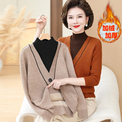 妈妈冬装2025新款加绒加厚毛衣中老年女装半高领假两件针织打底衫