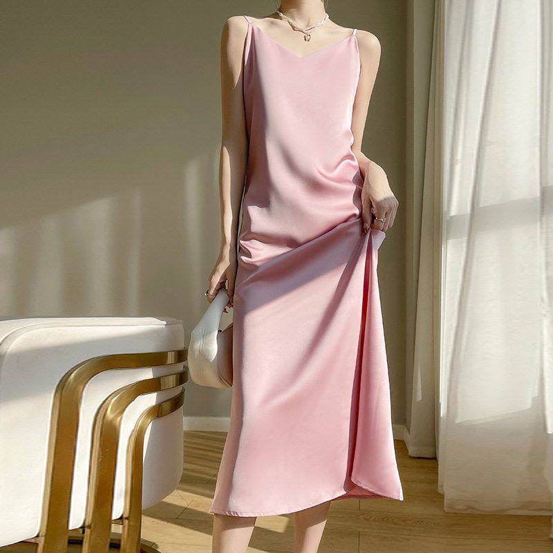 醋酸段面V领吊带连衣裙女夏新款丝滑垂感十足中长款百搭纯色裙子,女装/女士精品,连衣裙,淘宝优惠券,粉丝福利购,淘宝优惠卷