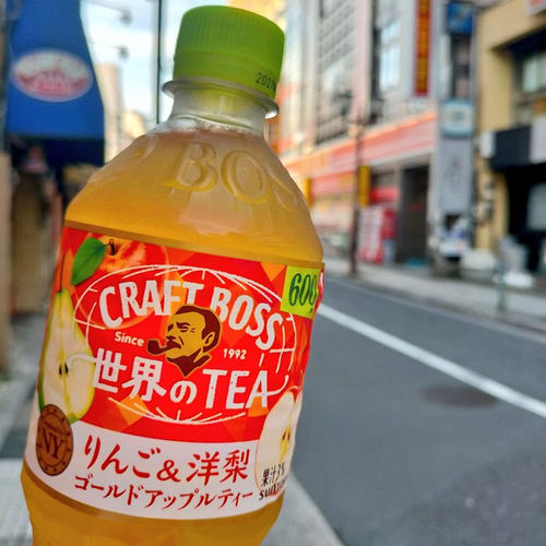 新口味】日本进口三得利SUNTORY饮料boss洋梨味果茶味饮料600ml