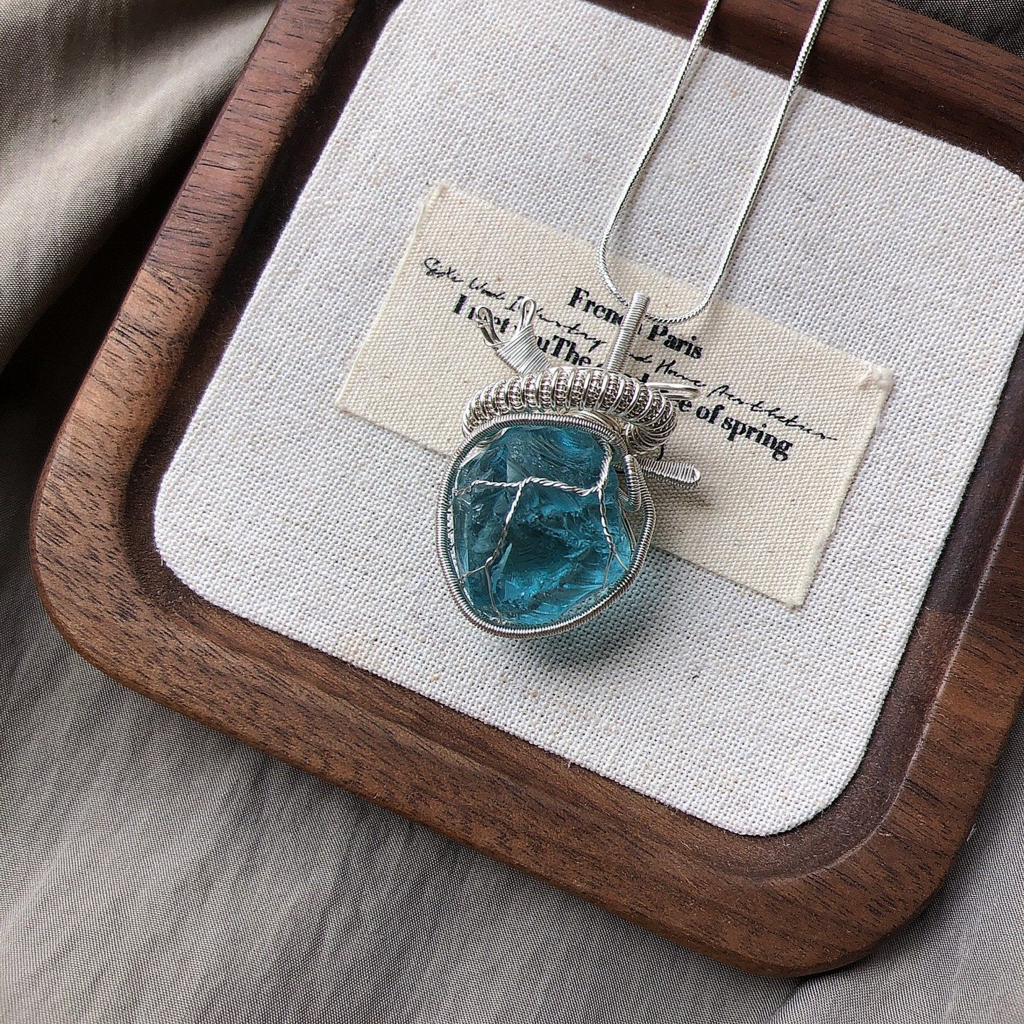 SUIYI 蓝心屿梦 原创设计 湖泊蓝琉璃原石心脏绕线吊坠少女心配饰