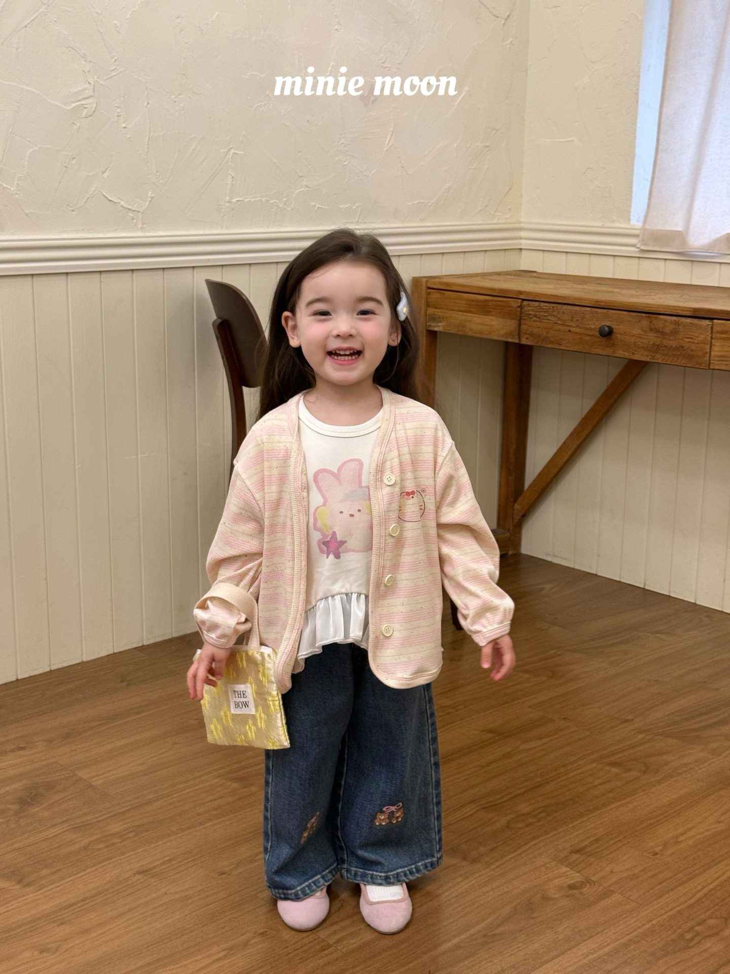 小月亮25秋新款女童韩版后背卡通条纹开衫外套