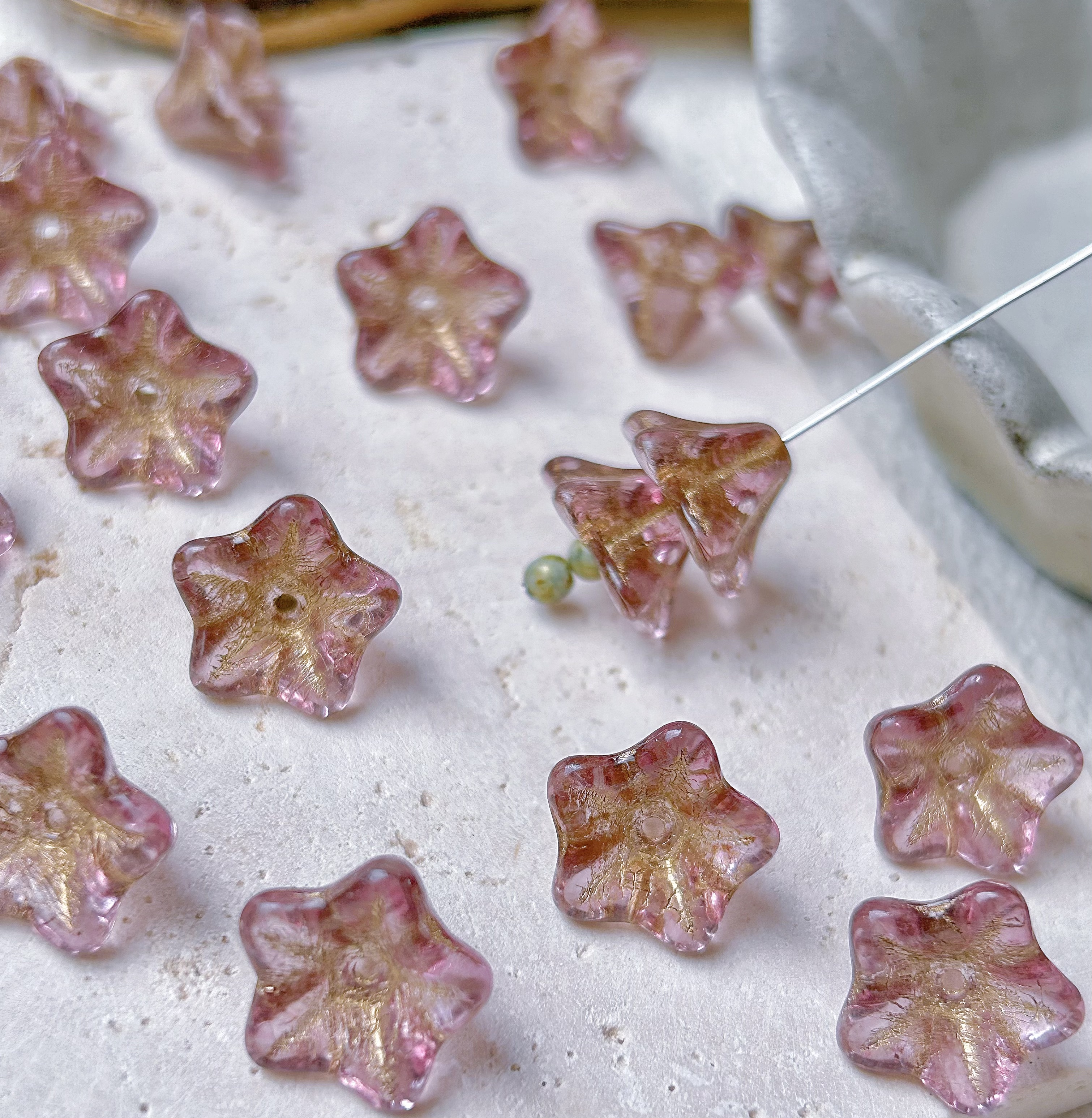 进口捷克珠8*13mm牵牛花喇叭花珠手作diy串珠饰品配件材料散珠