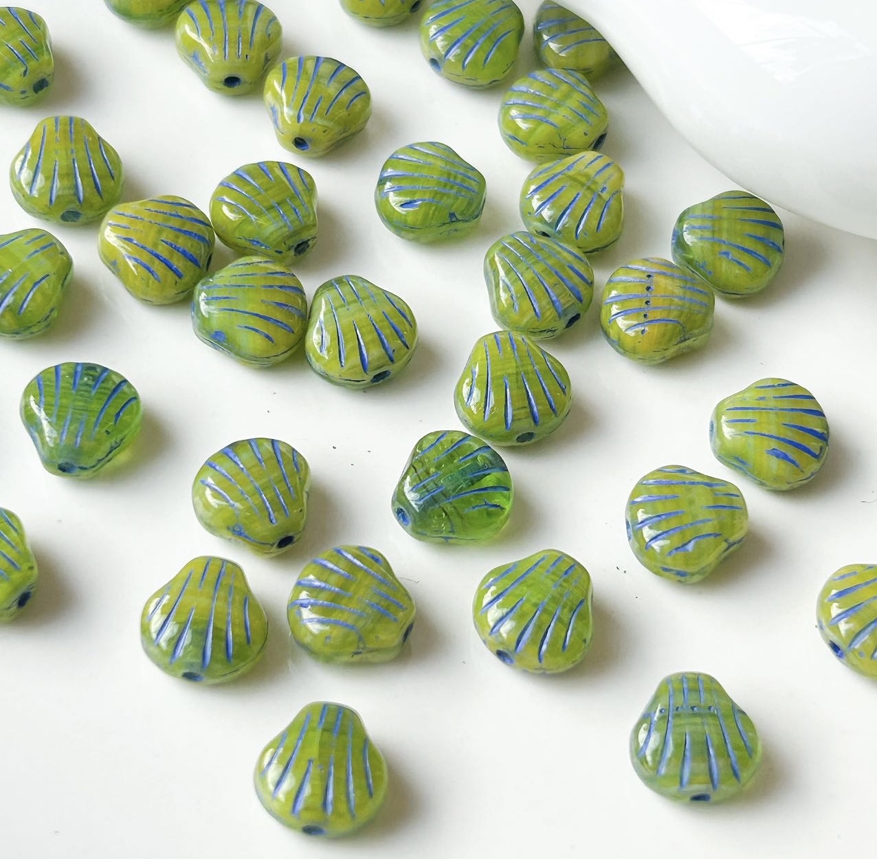 进口捷克珠9mm贝壳珠扇贝串珠手链项链耳环竖孔散珠diy饰品配件