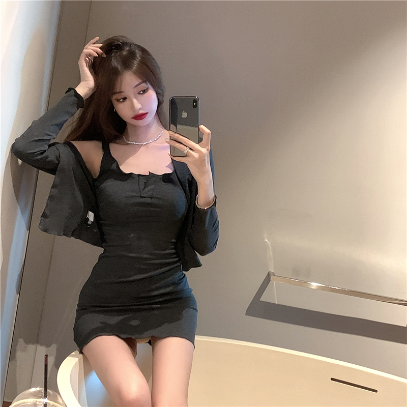 實拍實價 港味修身性感包臀背心裙+外穿短款長袖開衫兩件套
