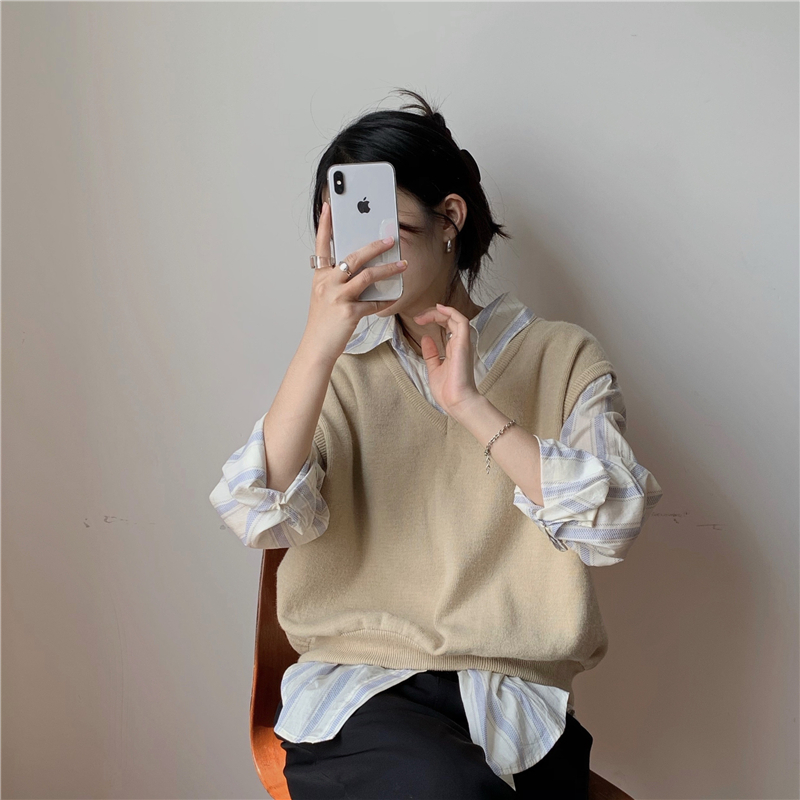 Real Price vintage pure coffee V-neck sleeveless vest + personalized stripe loose long sleeve shirt suit