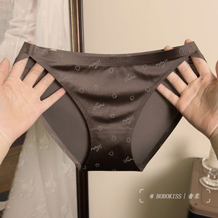 『冰芙沁雅』内裤女生无痕性感2026新款冰丝高开叉低腰绸缎三角裤