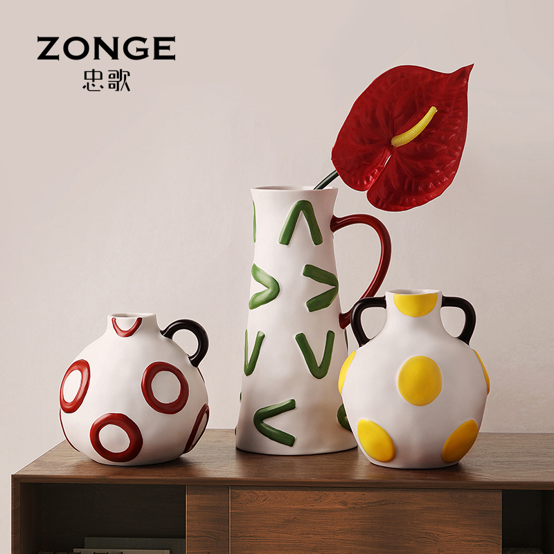 手绘小奶壶忠歌陶瓷插花器