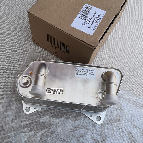 适用于迈腾R36CC高尔夫R20夏朗奥迪TT DQ2506速变速箱散热器 加厚