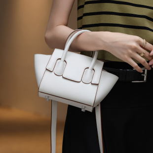 小众牛皮包包2025新款 手提翅膀包笑脸包 大眼包斜挎包高级质感时尚