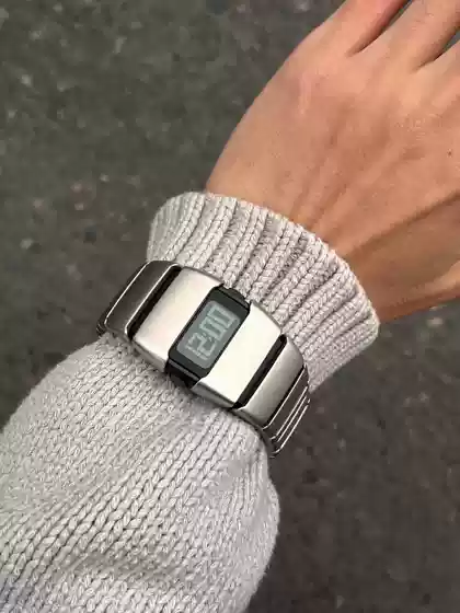 Millennial Y2K Retro Watch Original Design Vintage Style Stainless Steel Square Trendy Men's Electronic Watch