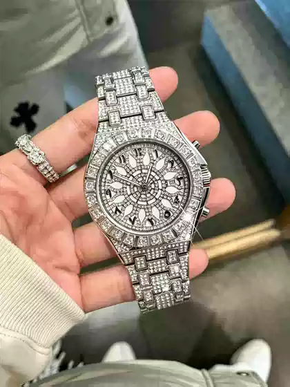 Personalized Full-Diamond Men's Watch, Light Luxury Niche, Starry Sky Large Dial, Calendar, Luminous Steel Band, Hip-Hop Style Men's Watch