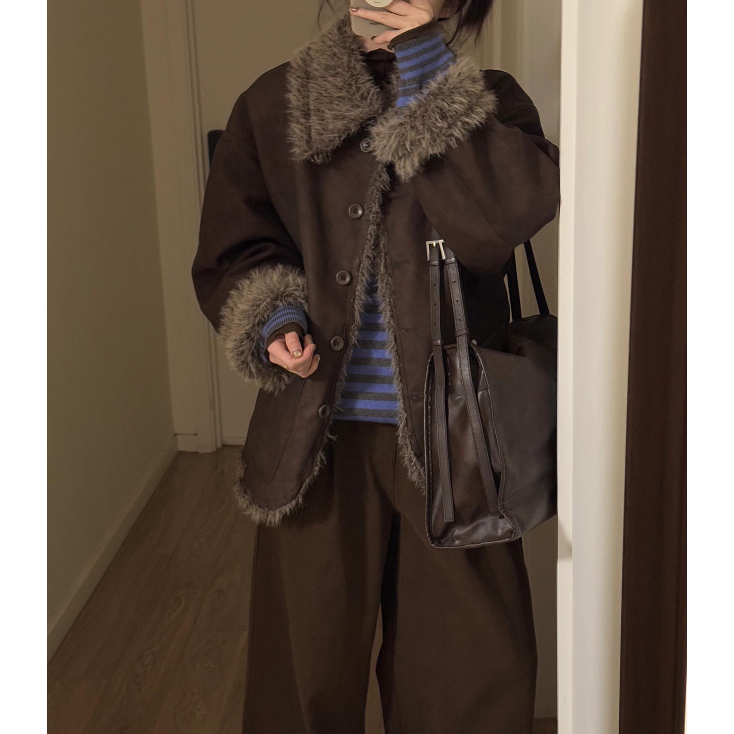 复古风双面穿皮毛一体外套女2025秋冬新款羊羔毛毛领夹克小个子