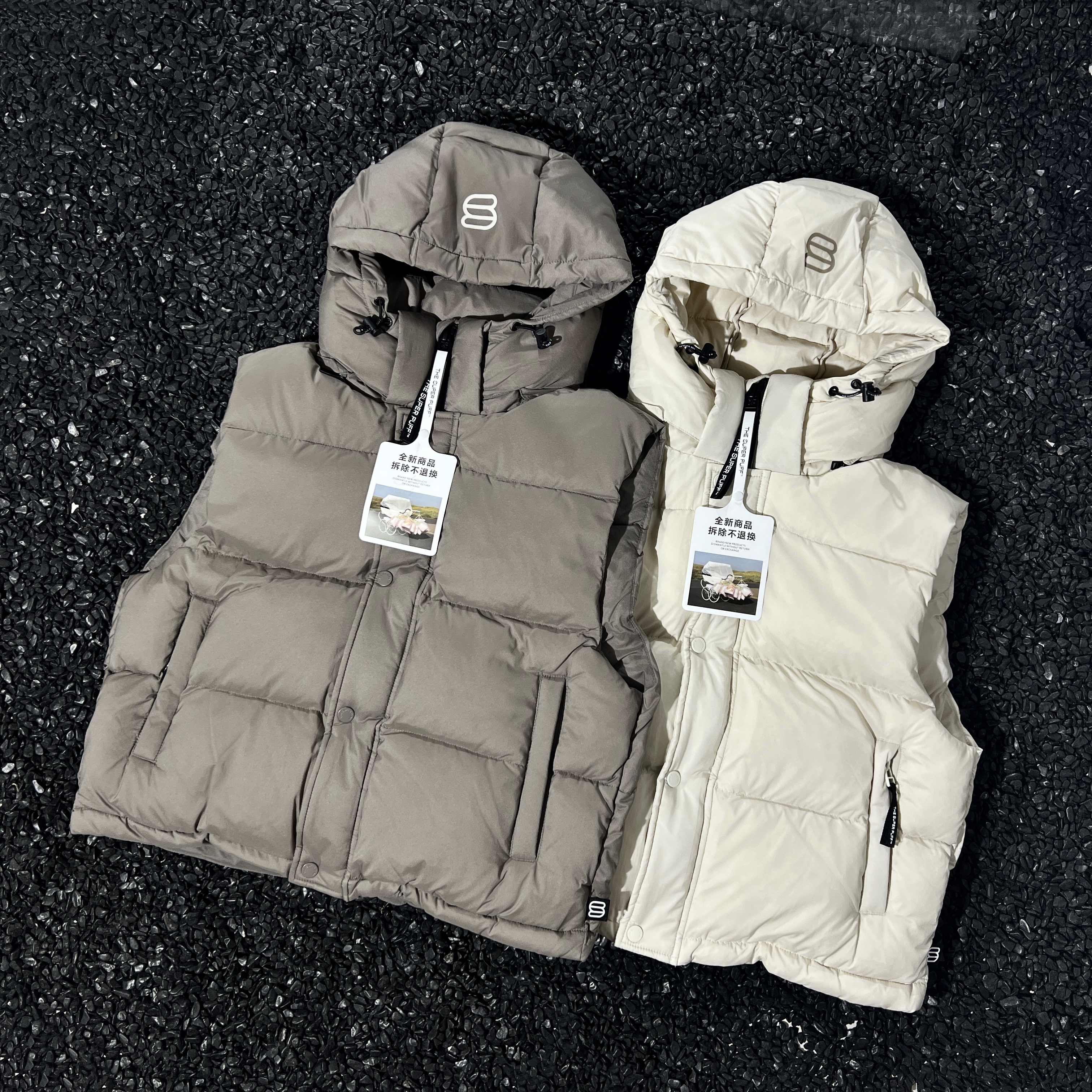 Fppev冬aritzia加厚防水TNA可拆卸连帽白鹅绒短款女羽绒马甲背心