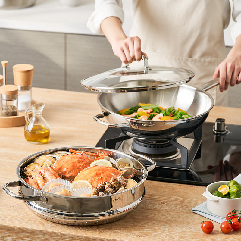 304不锈钢材质，可蒸可煮多功能炒菜锅
