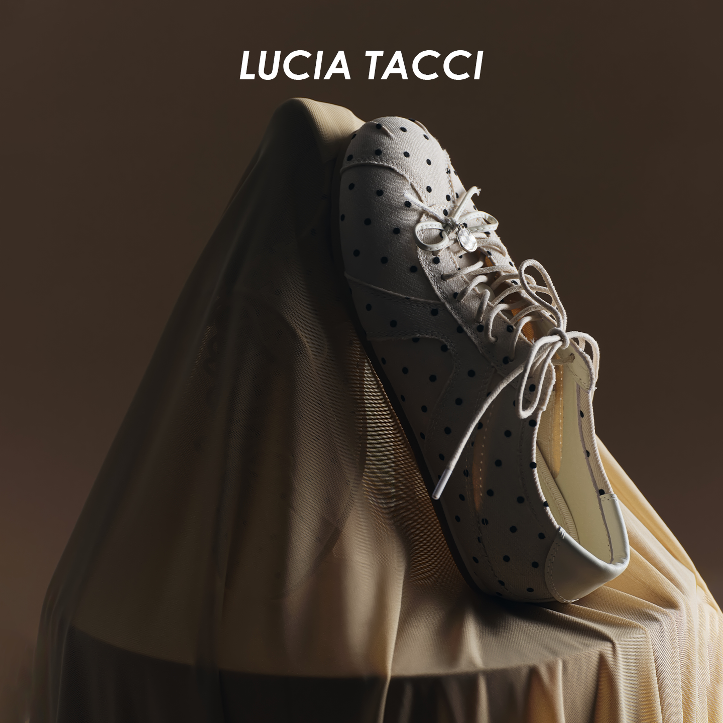 LUCIA TACCI原创设计师｜26春夏新品多材质蝴蝶结休闲平底德训鞋
