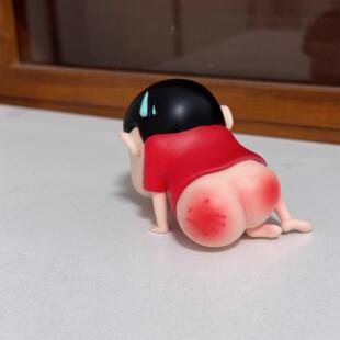 【又挨打了】光pp新被美芽打肿了蜡笔小新可爱礼物家居桌面摆件