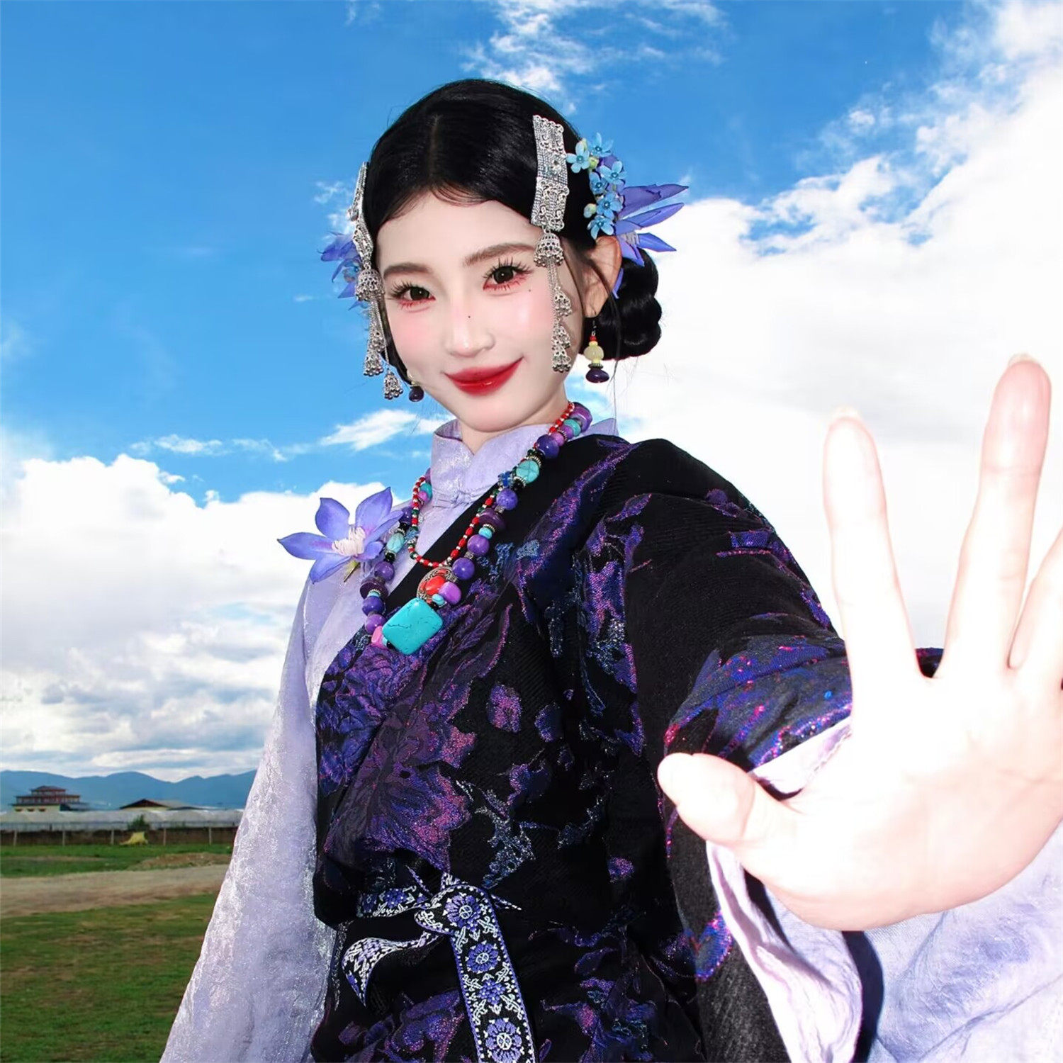 女款藏式康巴藏袍衬衣两件套