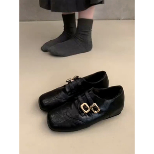 内增高加绒保暖单鞋女2025冬季新款复古雕花方头乐福鞋黑色小皮鞋