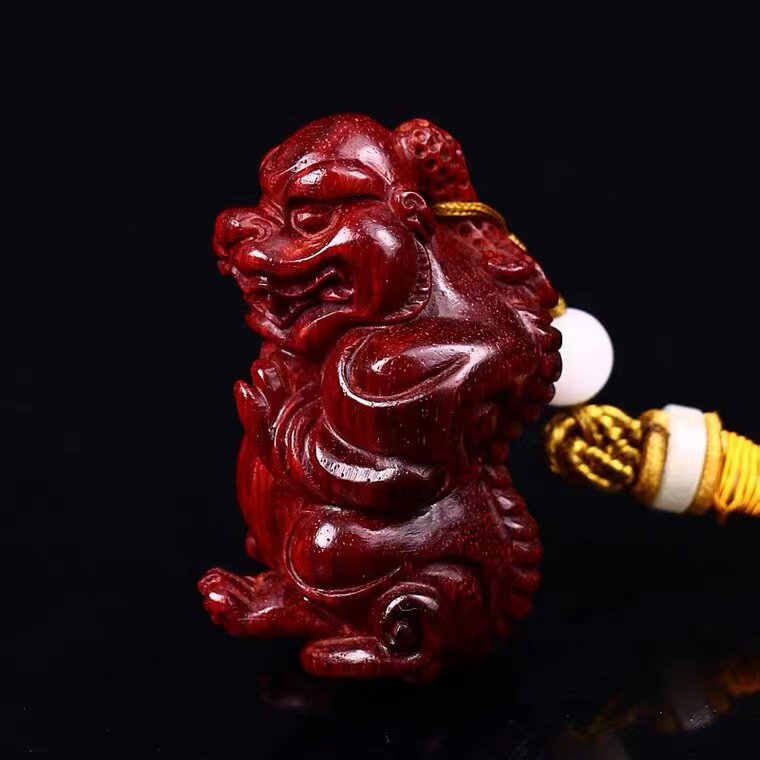 小叶紫檀貔貅手把件红木文玩汽车钥匙扣挂件男士随身把玩木雕摆件