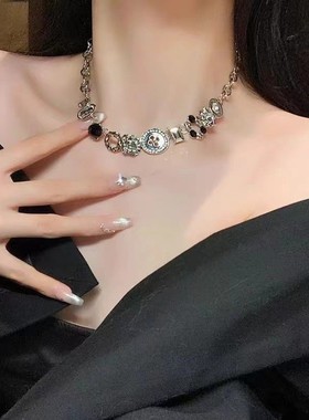 金属重工y2k甜酷风纽扣项链女锁骨链项圈hoker颈环高级感颈链酷