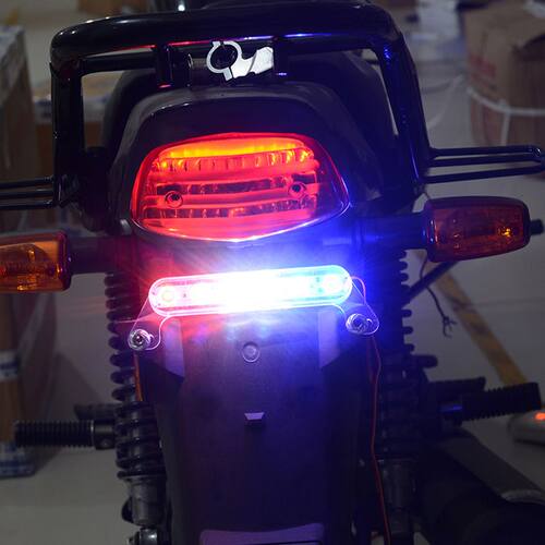 电动车摩托车超亮后尾灯12V48V60V爆闪LED七彩刹车灯踏板车爆闪灯