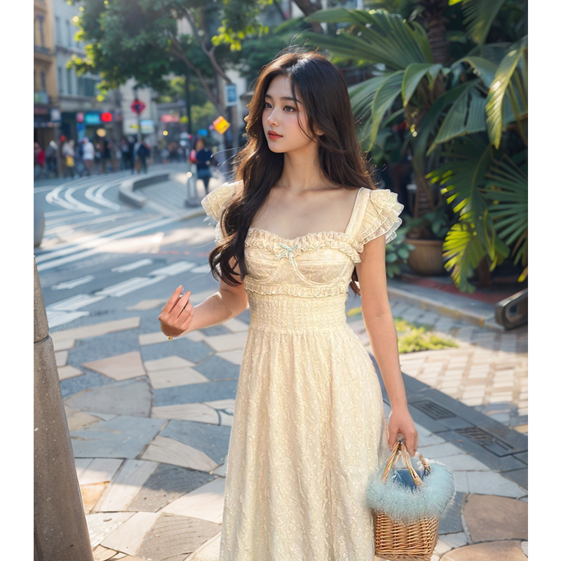 2025新款蕾丝裱花精致甜美法式小飞袖连衣裙女纯欲风桔梗吊带长裙