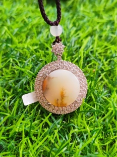 有证书生命勃发一棵小苗草花牌子直径25正品黄龙玉水草花圆牌挂件