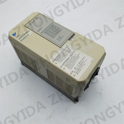 安川变频器 CIMR-R5A47P5 7.5KW 安川656RC5变频器