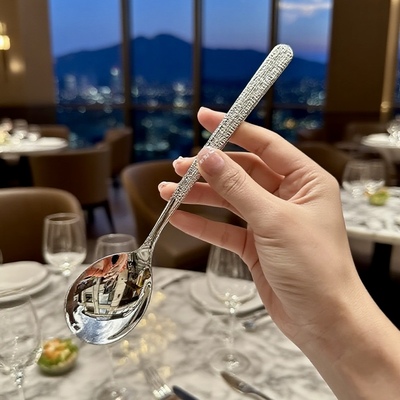 闭眼入 沉甸甸的份量 做工好304不锈钢西餐勺餐更吃饭勺子大调羹