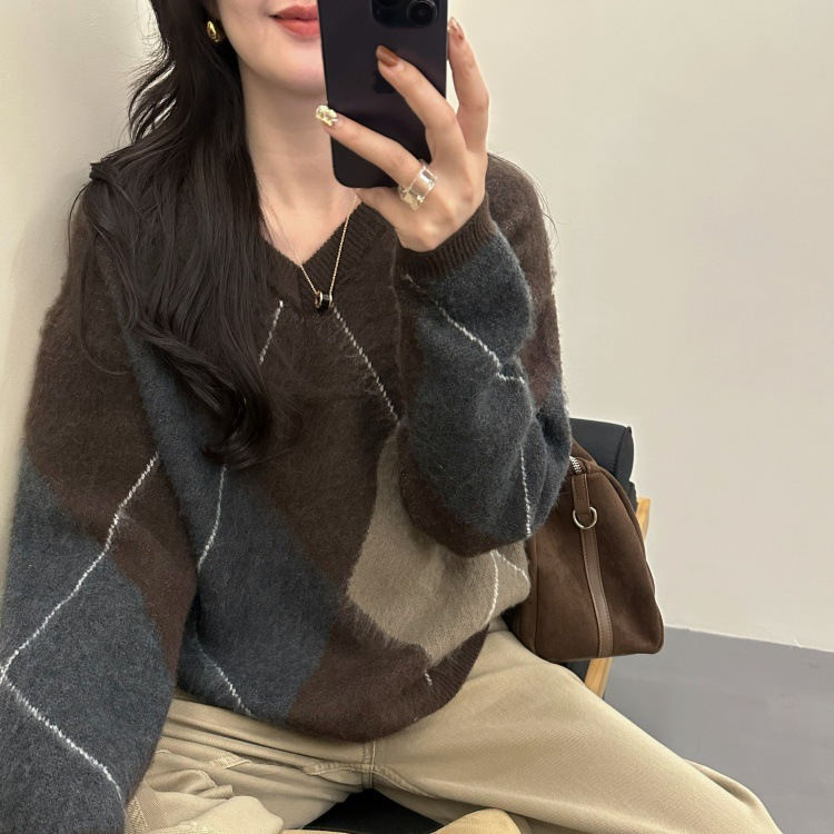 秋冬女士加厚V领毛衣女款2025新款爆款外穿高级感打底衫上衣冬季