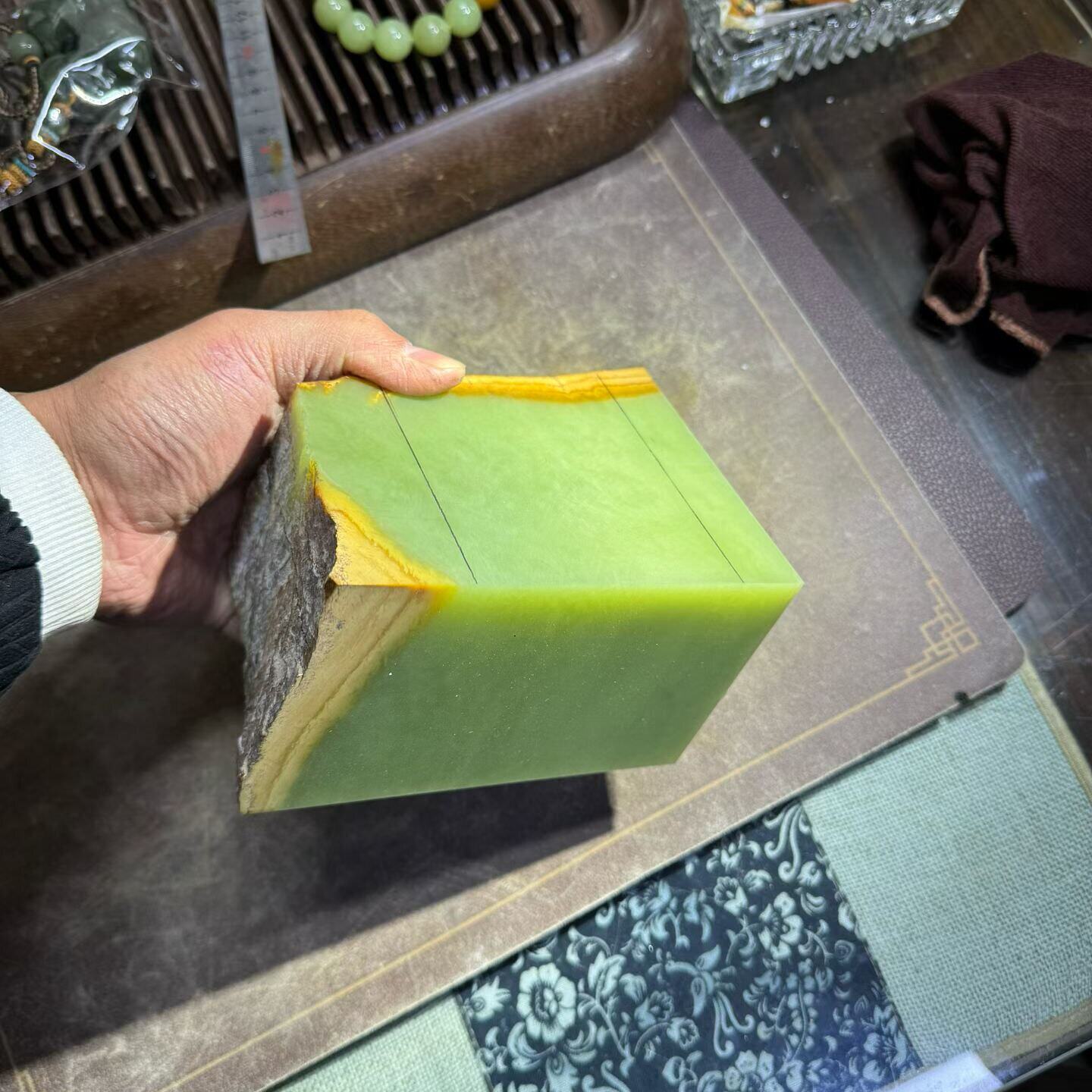 定金一手工厂原石毛料黄绿带皮析木河磨玉籽料椴树林和田玉定制