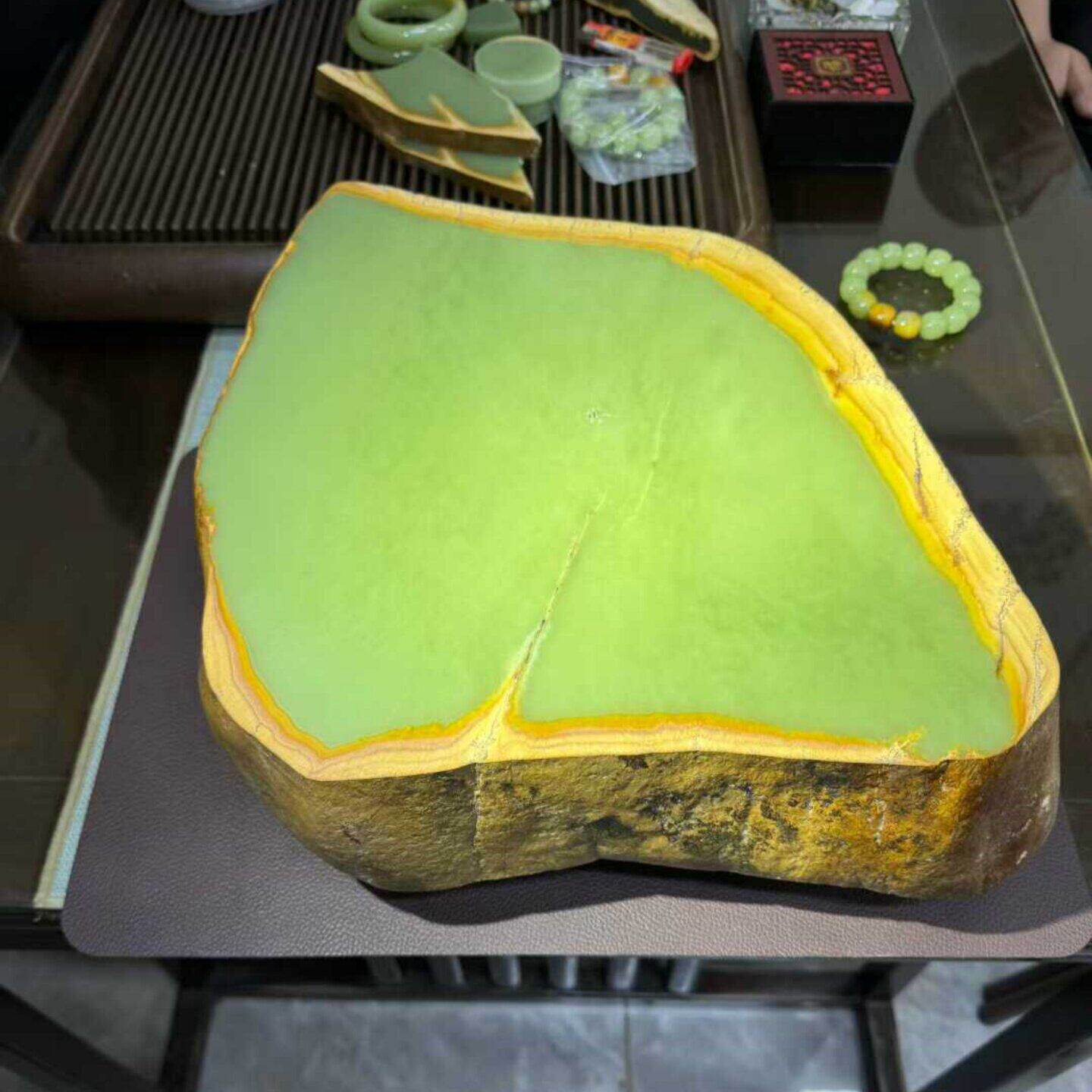定金工厂原石毛料黄绿带皮析木河磨玉籽料椴树林和田玉定制